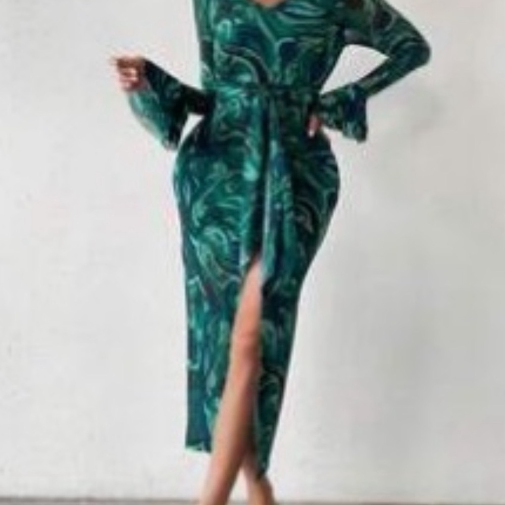 SHEIN V-Neck Flared Sleeve Floral print dress elegant dark green size 4 (S)